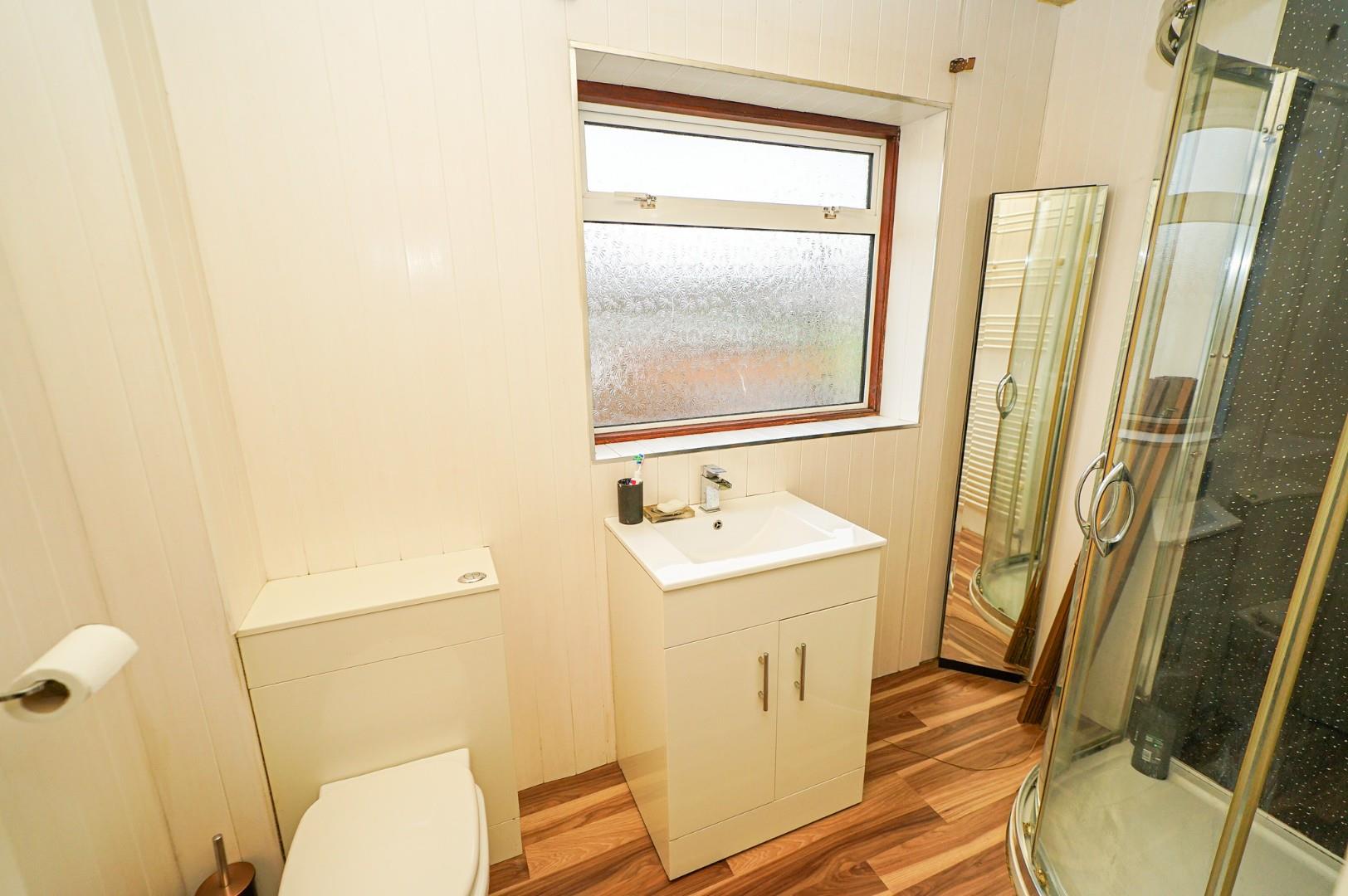 Brookside Walk, Leighton Buzzard Quarters Estate Agents